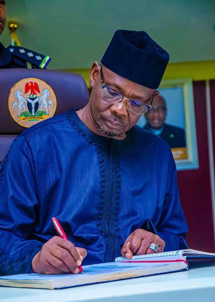 GOV SULE ON SYMPATHY VISIT, DONATES ₦150 MILLION TO SUPPORT VICTIMS OF BENUE ATTACK